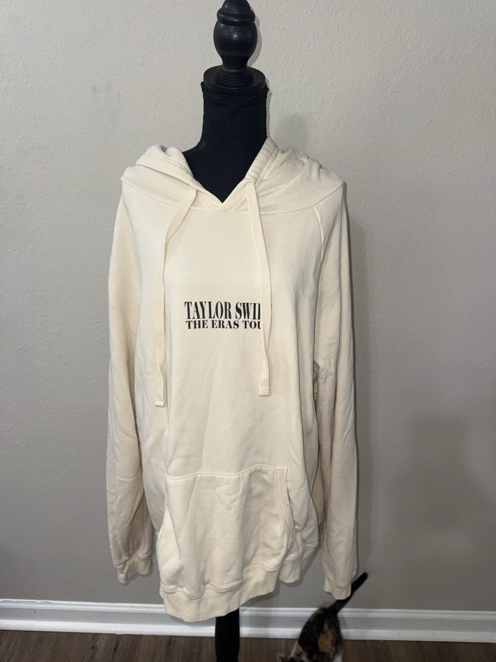Taylor Swift Hoodie Adult XL Beige Tan Eras Tour 2023 Graphic Official